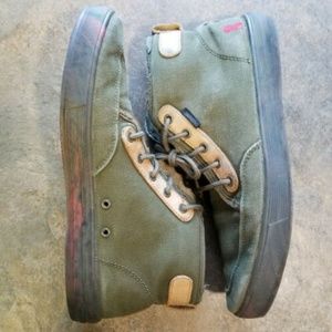 Chrome Industries Casual Shoes Men's size 8 Olive